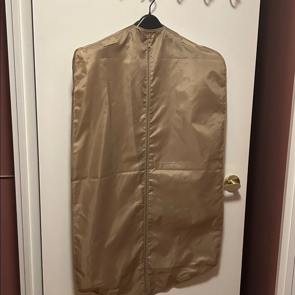 Burberry Brown Garment Cover - Picture 4 of 4